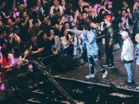 周杰伦演唱会门票怎么才能买到最前排?